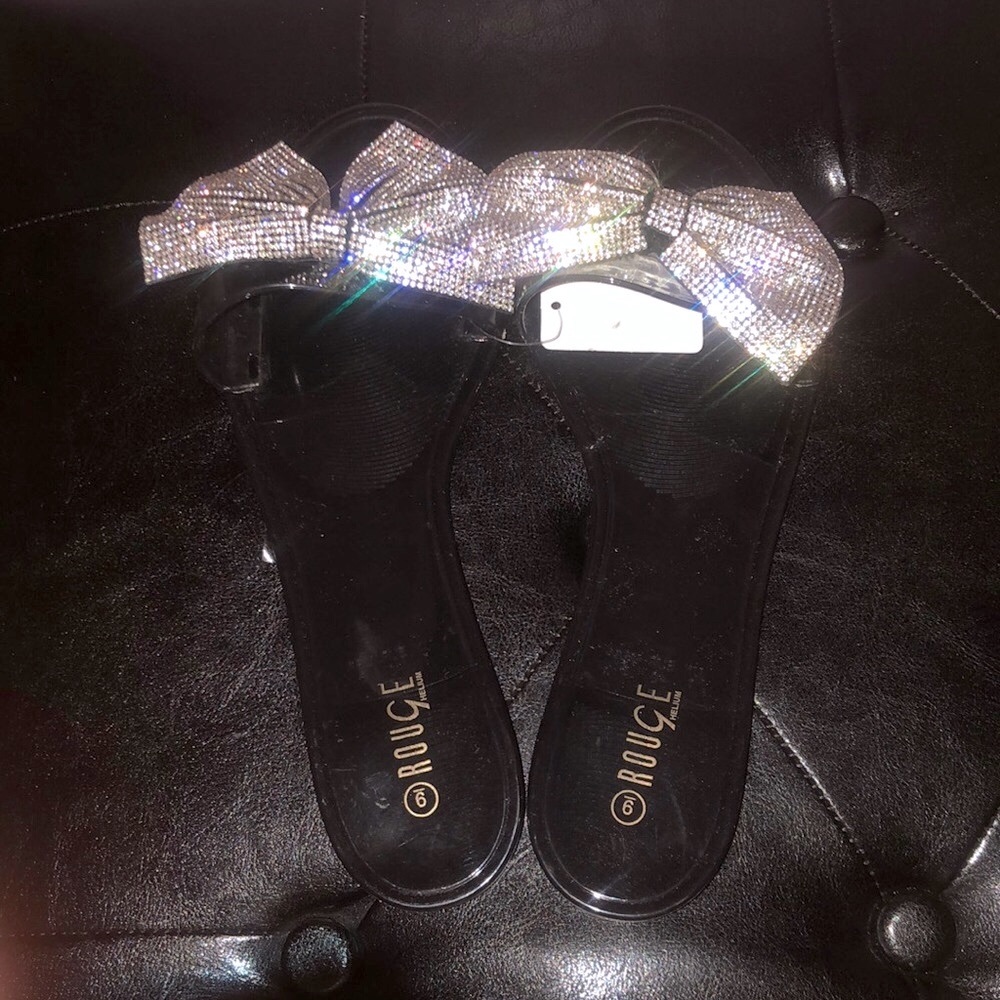 Rouge black sandals